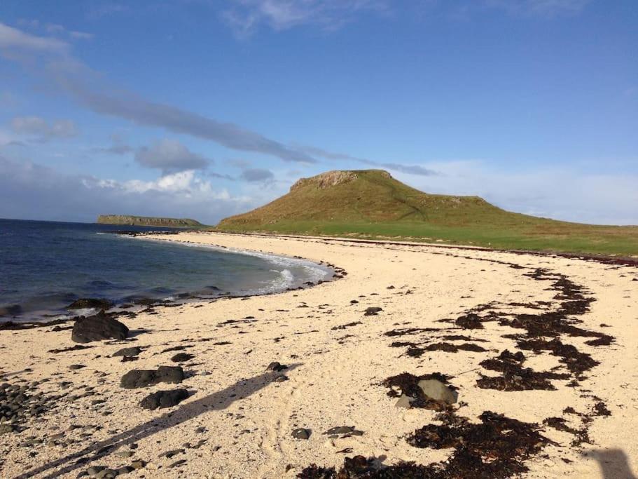 Dunmara: Self Catering Cottage On The Isle Of Skye Бродфорд Экстерьер фото